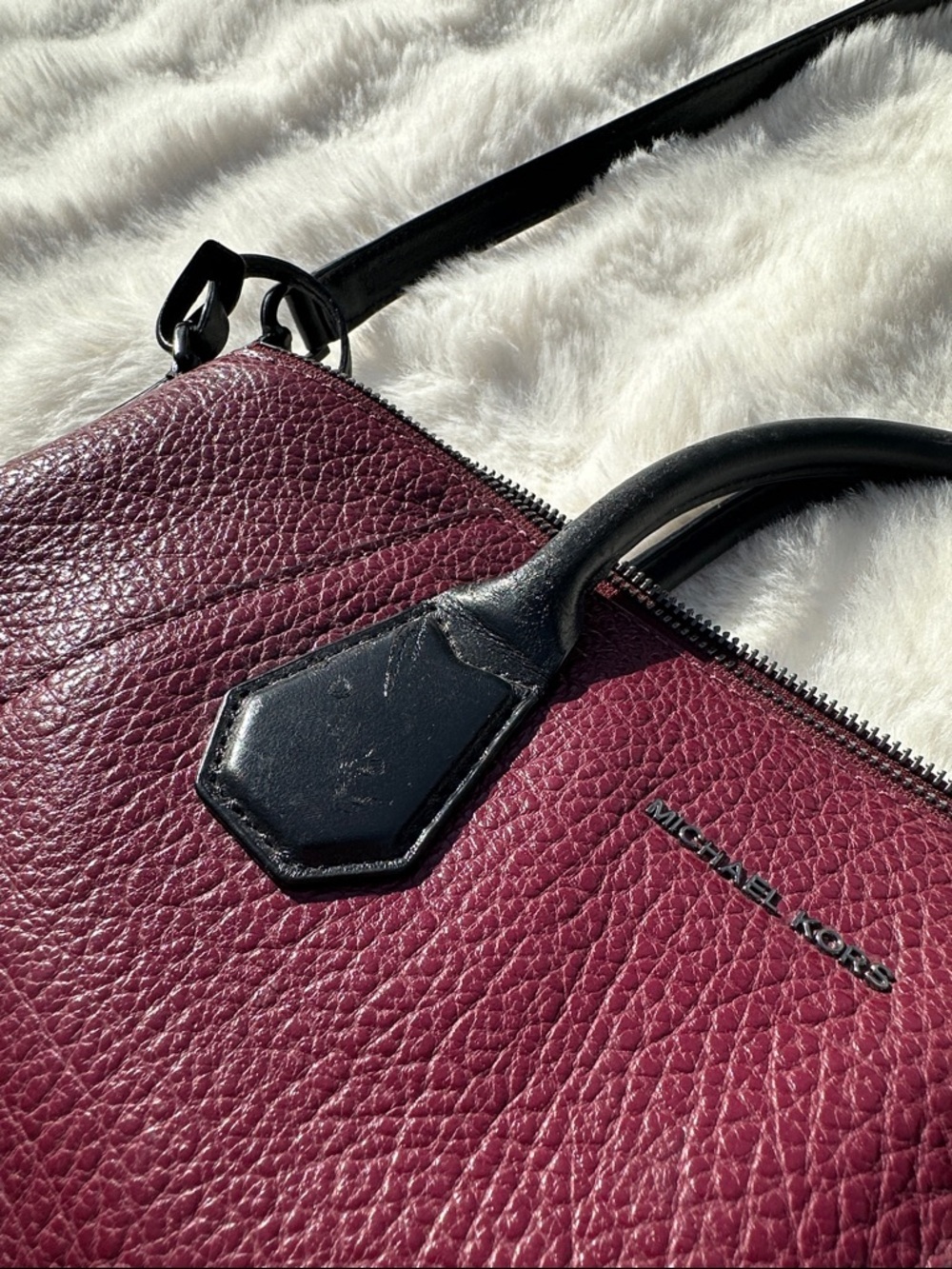 Michael Kors Campbell satchel pebbled burgandy crossbody black trim - Picture 6 of 14